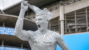 &#039;Sure?&#039; – Kroos pokes fun at Man City&#039;s Aguero statue