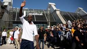 Pogba undergoes medical as Juventus return draws ever closer