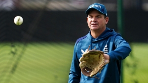England an incredibly tight-knit unit – Matthew Mott refutes ‘unsettled’ claim