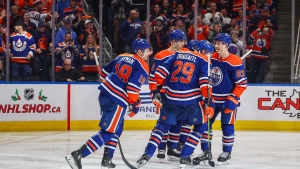 NHL: Oilers beat Blackhawks for 8th straight win
