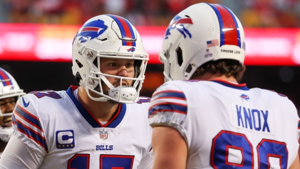 Bills' Josh Allen finds Dawson Knox for improbable TD vs. Patriots