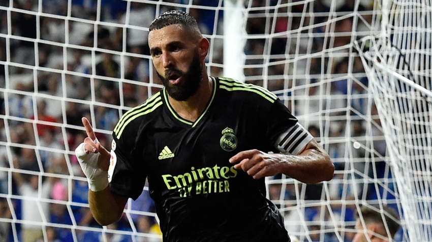 Espanyol Real Madrid: Benzema late show keeps champions perfect