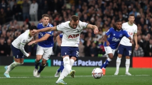 Tottenham 2-0 Everton: Kane and Hojbjerg get Spurs over the line