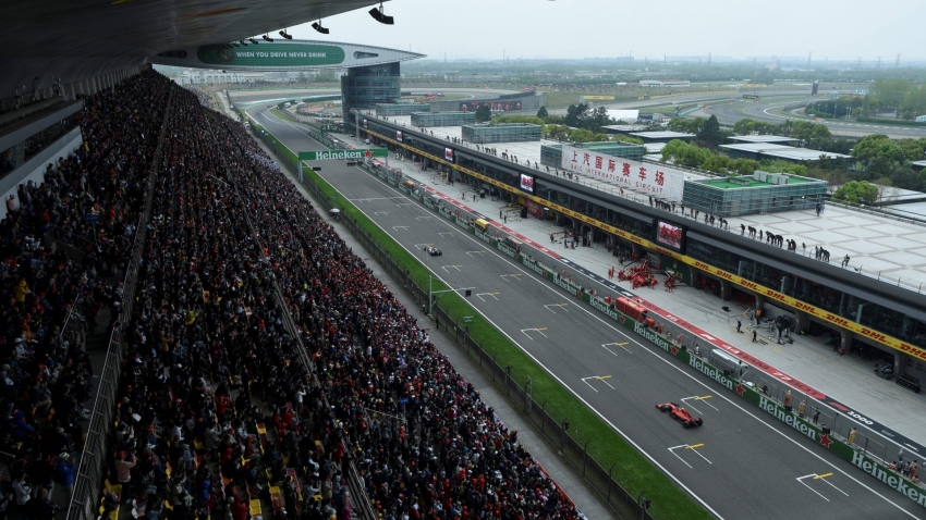 F1 extends Chinese Grand Prix contract through 2025