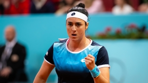 Jabeur overcomes Bencic in Madrid, Gauff beaten by Halep