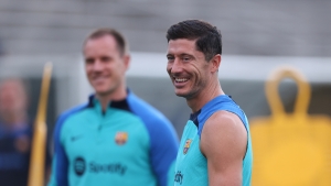 Lewandowksi vows to improve Barcelona after making Blaugrana bow