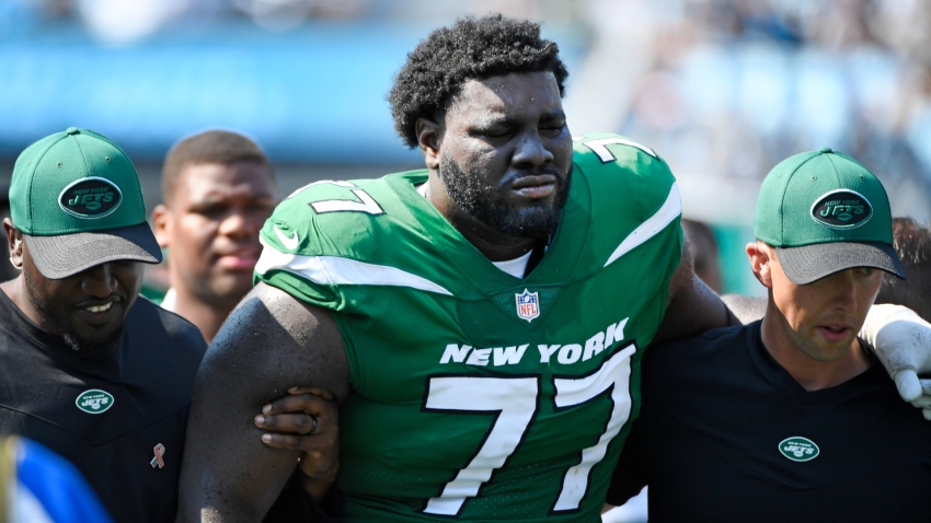 Jets offensive lineman Mekhi Becton could be out for the season after troubling MRI