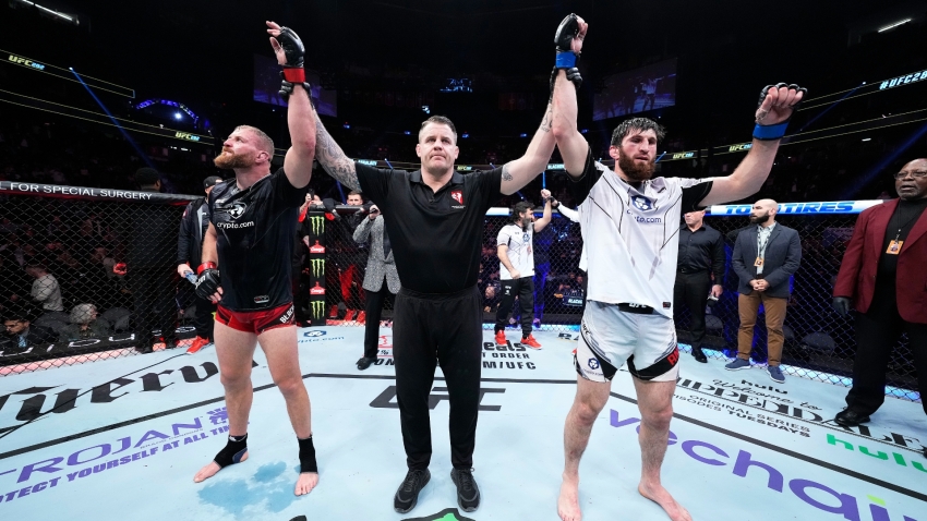 UFC 282: Judges deny Ankalaev victory in split draw with Blachowicz, Pimblett wins on decision
