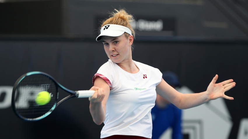 Noskova shocks Kasatkina in Adelaide, Venus rolls back the years in Auckland
