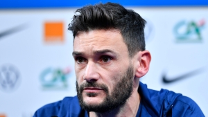 Lloris wants to concentrate on football at Qatar World Cup as &#039;the rest is for politicians&#039;