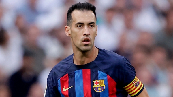 Barcelona planea conversaciones con Busquets después de la campaña de España en la Copa del Mundo