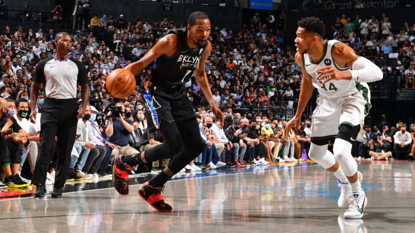 NBA playoffs 2021: Durant leads Nets&#039; blowout of Bucks for 2-0 lead, Suns draw first blood