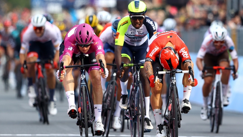 Giro d&#039;Italia: Demare clinches second straight stage win in photo finish