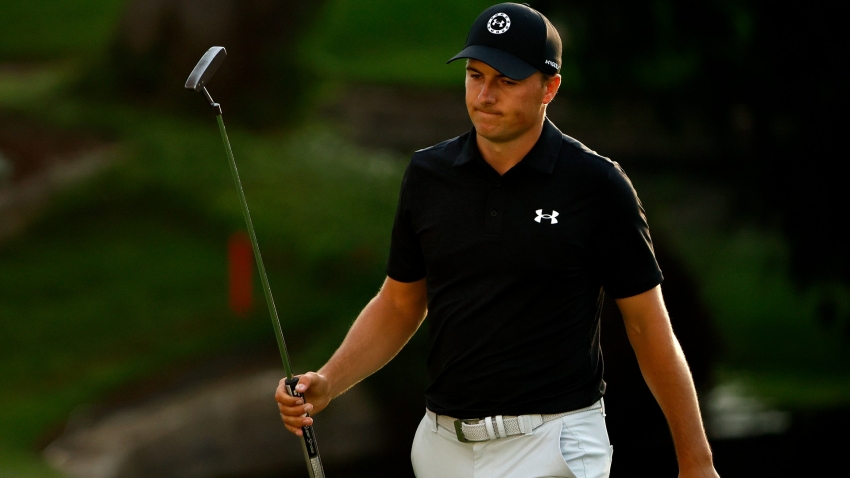 Spieth moves clear at Charles Schwab Challenge as Mickelson misses cut