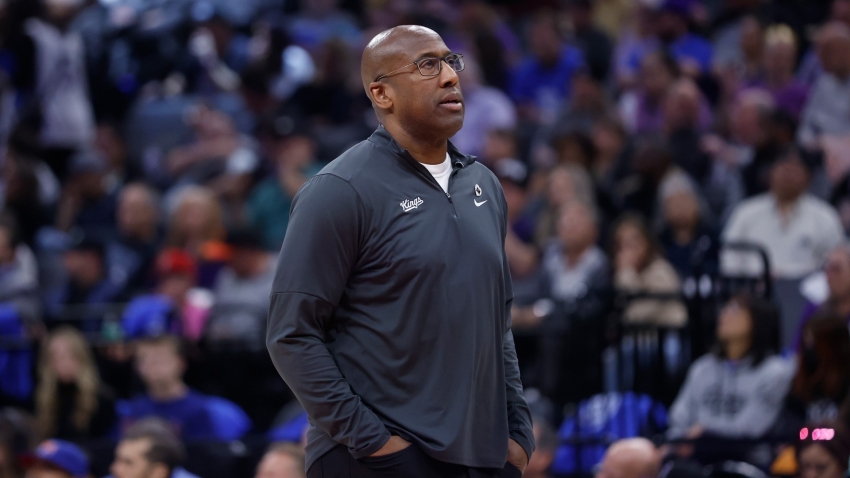 Kings extend head coach Brown through 2026-27