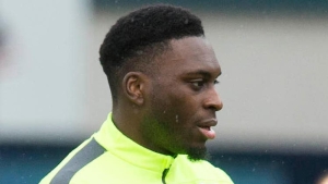 Inih Effiong double helps Dagenham secure stoppage-time win against Dorking