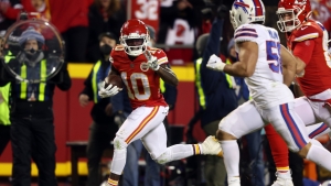 Tyreek Hill fined for &#039;peace sign&#039; celebration against Bills
