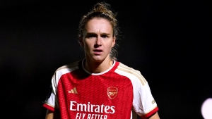 Arsenal forward Vivianne Miedema out for ‘several weeks’ after knee surgery