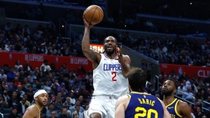 Clippers sign forward Leonard to contract extension