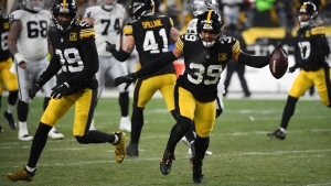 Steelers rookies produce late comeback against the Raiders to keep playoff dreams alive