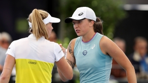 Dialled-in Swiatek to battle Bencic for Adelaide title