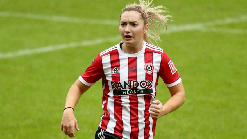 England and Scotland players pay tribute to Sheffield United’s Maddy Cusack