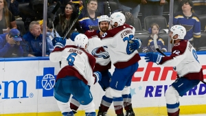 Colorado Avalanche clinch series against St. Louis Blues with Helm game-winner in final seconds