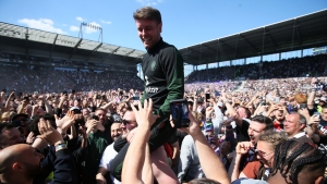 St. Pauli promoted back to Bundesliga after 13-year absence