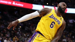 NBA: LeBron James, Lakers slide by Wizards in final seconds