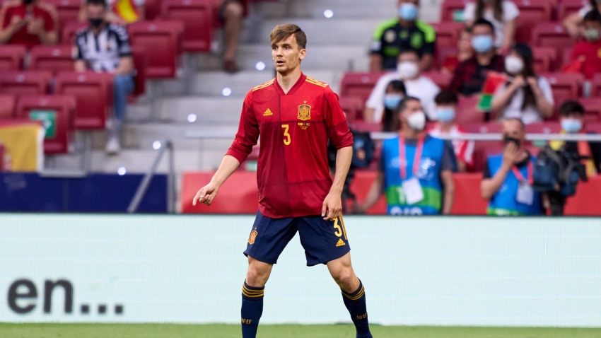 Diego Llorente set to return to Spain camp after negative COVID test