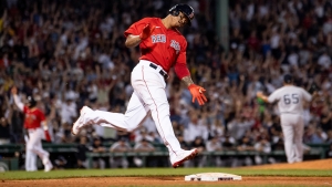 Devers leads Red Sox past Yankees, Mets blank Blue Jays