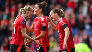 Manchester United 3-0 Tottenham: Skinner&#039;s side stay perfect in WSL