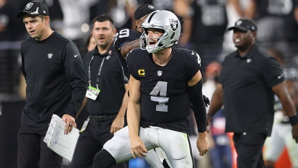 NFL London Games: Oakland Raiders QB Derek Carr impressed with Tottenham  Hotspur Stadium as one of the best in the world