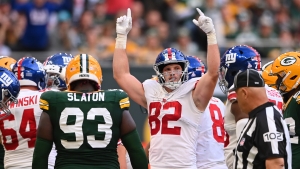 Giants comeback stuns Packers in Green Bay&#039;s UK debut