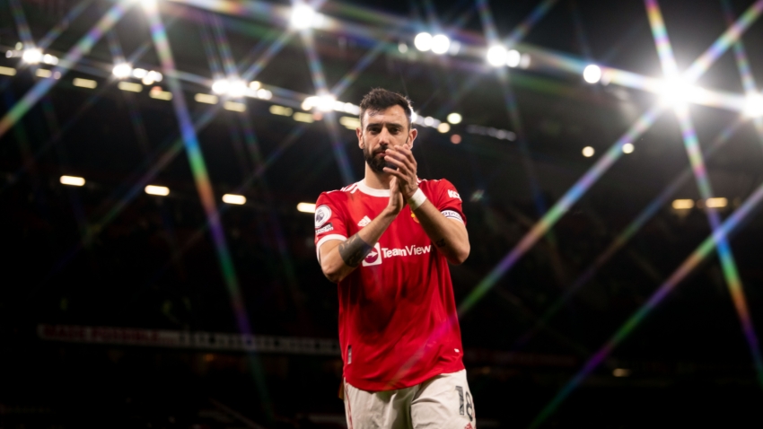 Fernandes takes Mata&#039;s number eight shirt at Man United