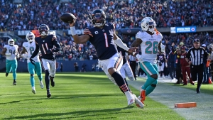 Chicago Bears QB Justin Fields sets new regular season rushing record for quarterbacks