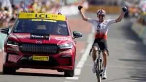 Ion Izagirre powers to solo win in 12th stage of Tour de France