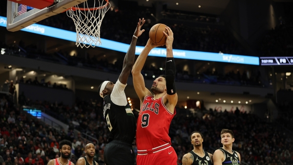 Donovan praises short-handed Bulls for withstanding &#039;defensive pressure&#039;