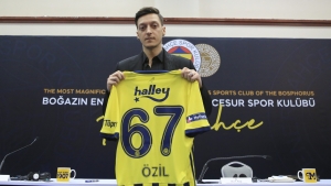 Ozil rules out Germany comeback after completing &#039;dream&#039; Fenerbahce move