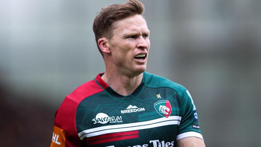 Leicester set to contest red card which could rule Chris Ashton out against Sale