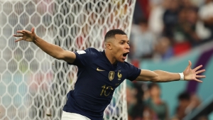 &#039;He&#039;s like a steam train!&#039; - France boss Deschamps in awe of &#039;leader&#039; Mbappe