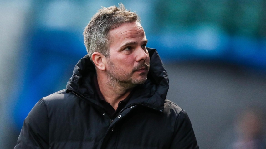 Stephen Clemence laments Gillingham’s defending in home defeat to Bradford