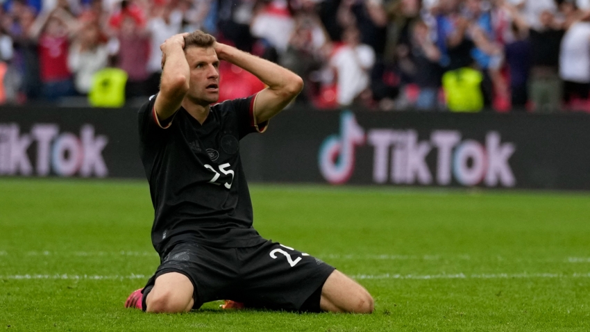 Muller expresses pain of Wembley miss