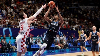 Giannis Antetokounmpo and Nikola Jokic put their NBA skills on display at Eurobasket