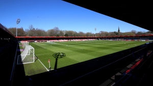 Gillingham beat Salford to move into play-off places