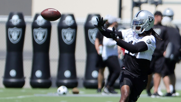 Davante Adams wore a Raiders shirt in offseason during Packers tenure