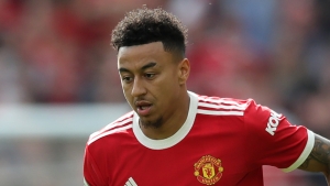 Lingard joins Forest after Man Utd contract expires