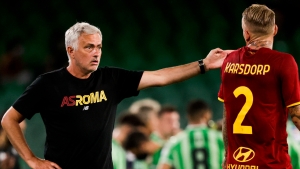 FIFPRO condemns Roma&#039;s &#039;mobbing campaign&#039; of Karsdorp after Mourinho &#039;traitor&#039; comment