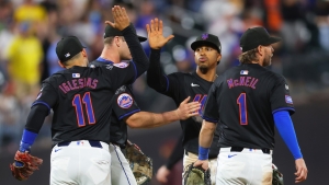 MLB: Surging Mets close gap in playoff race