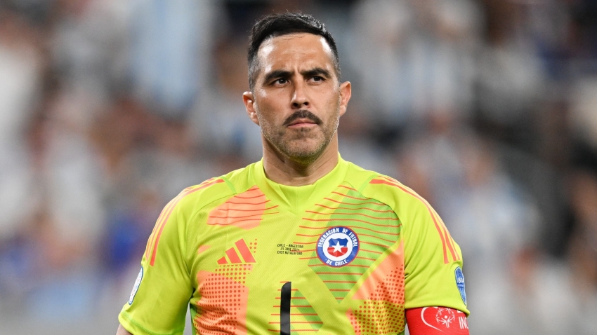 Former Man City and Barca goalkeeper Bravo retires